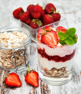strawberry yogurt in a jar | Doctor Andy 